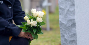 Las leyes de muerte por negligencia de California brindan una vía legal para que los familiares sobrevivientes busquen justicia y compensación cuando un ser querido falleció debido a la negligencia o acciones ilícitas de otra parte.